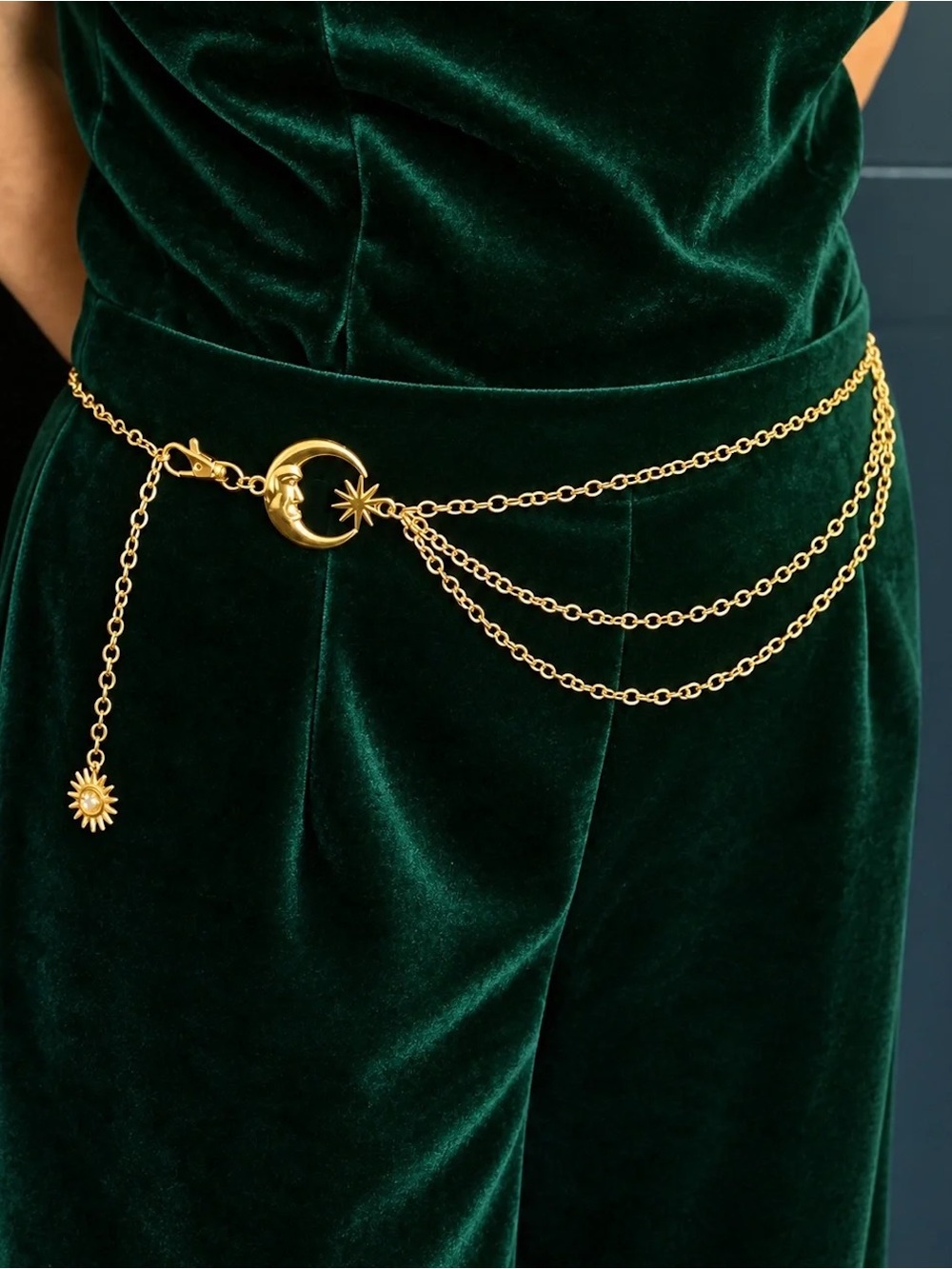 Silver Moon-Link Chain Waist Belt - Women's Accessory